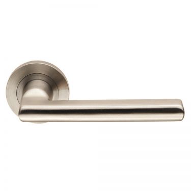 Click Here To Enlarge This Photo Of SWL1134SSS - Carlisle Brass Eurospec 'Carlton' Designer Lever on Round Rose &lpar;G304&rpar; Satin Stainless Steel