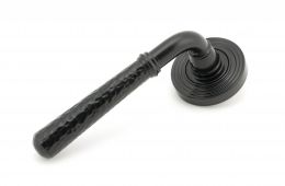 45649 From The Anvil Black Hammered Newbury Lever on Rose Set &lpar;Beehive&rpar;