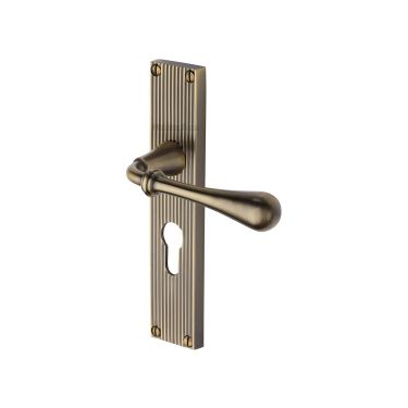 Click Here To Enlarge This Photo Of RR6048-AT Heritage Brass Roma Reeded Backplate Euro Profile Antique Brass finish