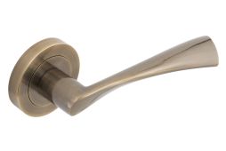 Eclipse 62113 Antique Bronze 'Monza' Lever on Round Rose Set &lpar;Freestyle Range&rpar;