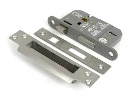 Click Here To Enlarge This Photo Of 51340 From the Anvil Satin Chrome 2&period;5" 5 Lever British Standard Sashlock