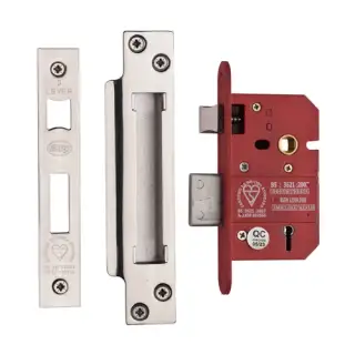YKSLBS52N-PC&PN - M&period;Marcus York British Standard 5 Lever Sashlock 64mm &lpar;45mm backset&rpar;  - Polished Chrome Finish