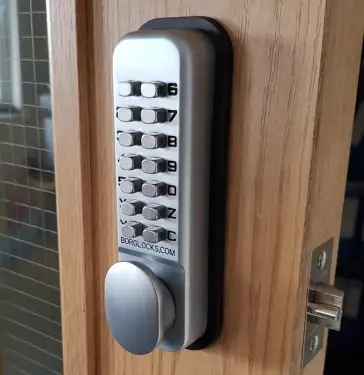 Click Here To Enlarge This Photo Of BORG Locks BL2001 SC Light Duty Digital Lock &lpar;60mm Latch&rpar; - Satin Chrome