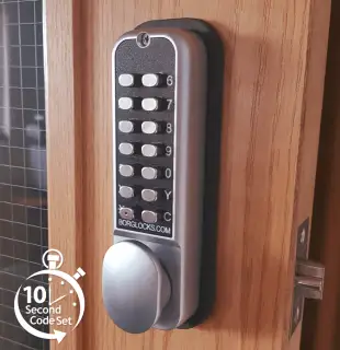 BORG Locks BL2021 ECP SC Light Duty Back to Back Digital Lock with Easicode Pro Coding Chamber &lpar;60mm Latch&rpar; - Satin Chrome