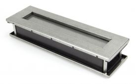 91527 From The Anvil Pewter Traditional Letterbox - Size&colon; 315x92mm - C&sol;C&colon; 283mm - Aperture&colon; 249x41mm