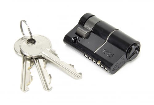 Click Here To Enlarge This Photo Of 90236 From The Anvil Black 40&sol;10 6pin British Standard 1&ast; Kitemarked Single Cylinder
